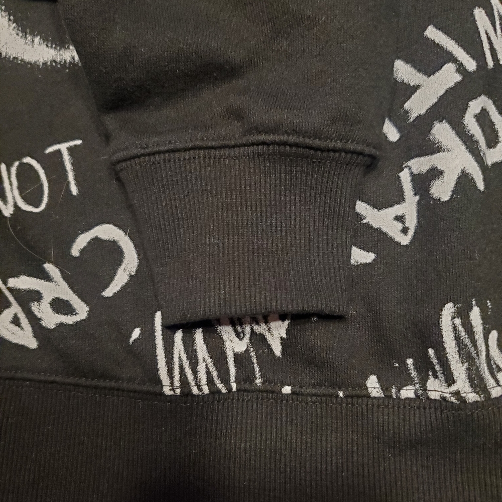 Sweatshirt - Picture 2 of 3